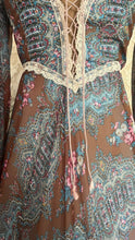 Load image into Gallery viewer, Rare 1960's vintage Black Label Paisley Floral Nylon Chiffon Gunne Sax