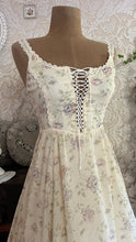Load image into Gallery viewer, Sweet 1970's vintage blue garden calico Gunne Sax midi sundress