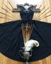 Load image into Gallery viewer, Stunning 1980’s vintage black lace Gunne Sax straplesss dress