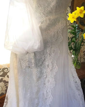 Load image into Gallery viewer, Beautiful 1970’s Vintage Lace and Pleated Chiffon Bridal Wedding Dress