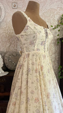 Load image into Gallery viewer, Sweet 1970's vintage blue garden calico Gunne Sax midi sundress