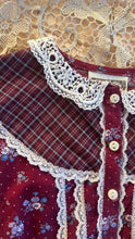 Load image into Gallery viewer, Childs 1970’s vintage Red Floral and Plaid Calico Jeunnes Filles Gunne Sax dress