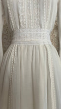 Load image into Gallery viewer, Darling 1970's vintage Gunne Sax dress and underslip set