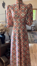 Load image into Gallery viewer, Handmade Vintage Houndstooth Plaid Print Maxi Dress