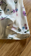 Load image into Gallery viewer, 1970’s Vintage Garden Floral Print Prairie Dress