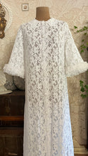 Load image into Gallery viewer, Pretty 1950’s 1960s White Alencon Lace Peignoir Robe