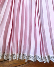 Load image into Gallery viewer, Exquisite 1970’s vintage pink pleated peignoir nightgown and robe by Lucie Ann
