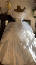 Load image into Gallery viewer, Baroque Fairytale 1980’s Vintage White Organza Jessica McClintock Bridal Gunne Sax Wedding Gown