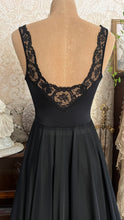 Load image into Gallery viewer, Sultry 1980’s vintage Black Olga nightgown small