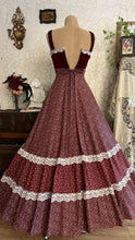 Load image into Gallery viewer, Perfect 1970’s Vintage Red Calico and velveteen Gunne Sax Maxi Sundress