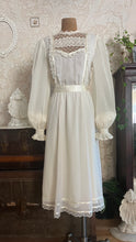 Load image into Gallery viewer, 1970’s vintage ivory voile and lace midi Gunne Sax dress