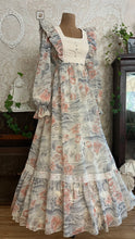 Load image into Gallery viewer, Amazing 1970’s vintage autumn floral print dress by Candi Jones