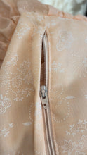 Load image into Gallery viewer, Deadstock 1970’s Vintage Peach Pink Floral Print Voile Gunne Sax Dress