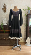 Load image into Gallery viewer, 1970’s Vintage Black Calico Side Tie Gunne Sax Dress