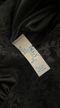 Load image into Gallery viewer, Sultry 1980’s vintage Black Olga nightgown small