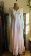 Load image into Gallery viewer, Sweetest 1970’s Vintage Palest Pink and White Gunne Sax Dress