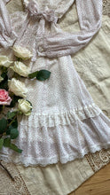 Load image into Gallery viewer, Sweetest 1970’s vintage rosebud print voile Gunne Sax midi dress..