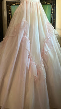 Load image into Gallery viewer, Perfect Beauty 1980's vintage Pale Pink Swiss Dot Gunne Sax gown