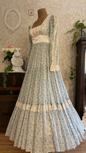 Load image into Gallery viewer, 1970’s Vintage Blue Rose Print Gunne Sax Dress