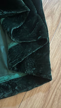Load image into Gallery viewer, Medieval beauty 1970’s Vintage dark green velvet balloon sleeve dress