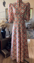 Load image into Gallery viewer, Handmade Vintage Houndstooth Plaid Print Maxi Dress