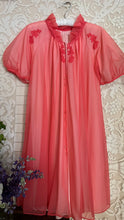 Load image into Gallery viewer, Pretty 1950’s 1960s coral pink chiffon peignoir robe by Kayser
