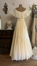 Load image into Gallery viewer, Butter Cream Cotton Crepe 1970’s 1980’s Vintage Off Shoulder Dress