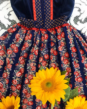 Load image into Gallery viewer, 1970’s Vintage Cabbage Rose Calico and velveteen Gunne Sax Maxi Sundress
