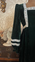 Load image into Gallery viewer, Medieval beauty 1970’s Vintage dark green velvet balloon sleeve dress