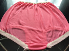 Load image into Gallery viewer, 1960's Vintage Deadstock Pink Nylon knit Granny Panty Mushroom Gusset