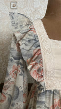 Load image into Gallery viewer, Amazing 1970’s vintage autumn floral print dress by Candi Jones
