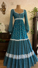 Load image into Gallery viewer, Rare and spectacular Teal Calico 1970’s Vintage Gunne Sax Dress