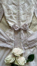 Load image into Gallery viewer, Sweetest 1970’s vintage rosebud print voile Gunne Sax midi dress..