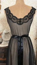 Load image into Gallery viewer, 1950’s Vintage Black and Peach Chiffon Illusion Vanity Fair Peignoir Nightgown 32