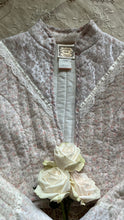 Load image into Gallery viewer, Darling 1970’s Vintage Floral Print Quilted Gunne Sax Jacket
