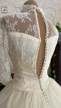 Load image into Gallery viewer, Breathtaking 1950’s Vintage White Tulle and Lace Bridal Gown Wedding Dress