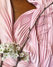 Load image into Gallery viewer, Exquisite 1970’s vintage pink pleated peignoir nightgown and robe by Lucie Ann