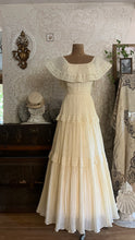 Load image into Gallery viewer, Butter Cream Cotton Crepe 1970’s 1980’s Vintage Off Shoulder Dress