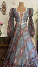 Load image into Gallery viewer, Rare 1960's vintage Black Label Paisley Floral Nylon Chiffon Gunne Sax