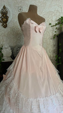 Load image into Gallery viewer, Beautiful 1980’s Vintage Pink Lace and Taffeta Strapless Dream Dress