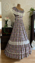 Load image into Gallery viewer, Absolutely Beautiful 1970’s Vintage Purple Floral Print Dress by Montgomery Ward