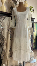Load image into Gallery viewer, Pretty 2000’s Y2K era Ivory and White Embroidered Net Dress and Slip