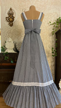 Load image into Gallery viewer, Rare 1970’s Vintage Gingham Calico Front Tie Gunne Sax Maxi Sundress