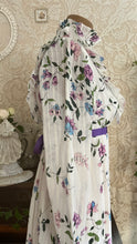 Load image into Gallery viewer, 1970’s Vintage Garden Floral Print Prairie Dress