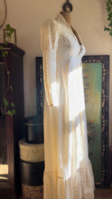 Load image into Gallery viewer, 1970’s Vintage White Natural Poplin and Lace Juliet Sleeve Gunne Sax Dress