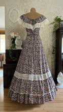 Load image into Gallery viewer, Absolutely Beautiful 1970’s Vintage Purple Floral Print Dress by Montgomery Ward