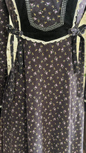 Load image into Gallery viewer, Sun Kissed 1970’s Vintage Black Calico and Velveteen Side Tie Gunne Sax Dress