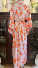 Load image into Gallery viewer, Y2K 1990’s Vintage Floral Rayon Kimono Robe Dressing Gown