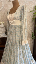 Load image into Gallery viewer, 1970’s Vintage Blue Rose Print Gunne Sax Dress