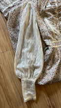 Load image into Gallery viewer, 1970’s Vintage Ivory Floral and Lace Queen Anne Collar Gunne Sax Dress